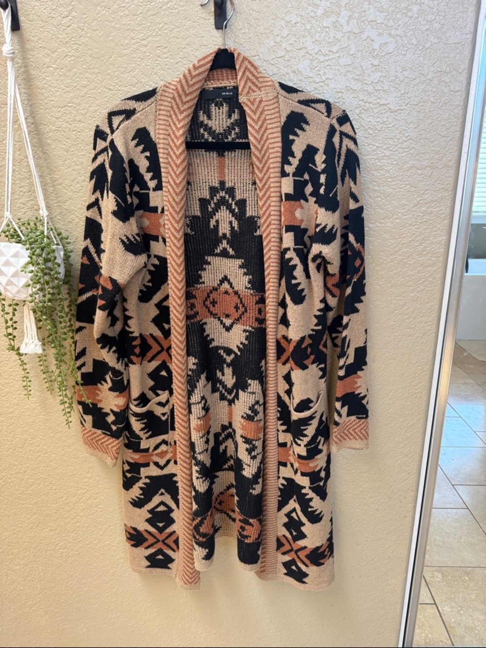 Boho Aztec Open-Front Cardigan Sweater - Beige & Black